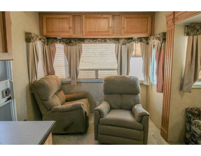 2007 Peterson Excel RT 28TRW Fifth Wheel at Wilder RV STOCK# VT24145A Photo 9
