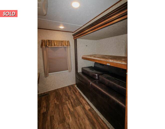 2017 Prime Time Tracer Ultra Lite 3150BHD Travel Trailer at Wilder RV STOCK# OR24077A Photo 18
