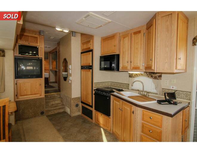 2007 Peterson Excel RT 28TRW Fifth Wheel at Wilder RV STOCK# VT24145A Photo 6
